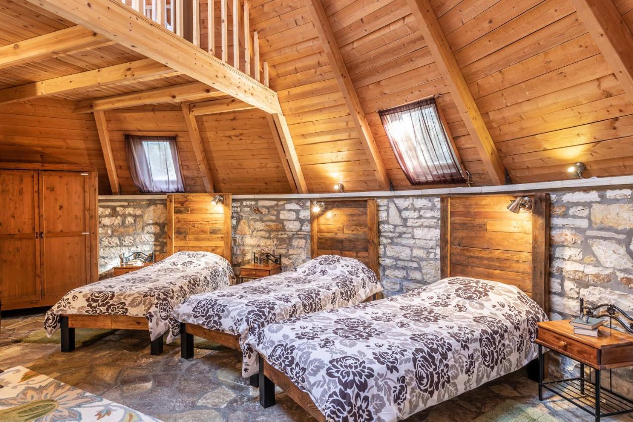 Theasis-Igloo Villa Pramanta Eksteriør billede
